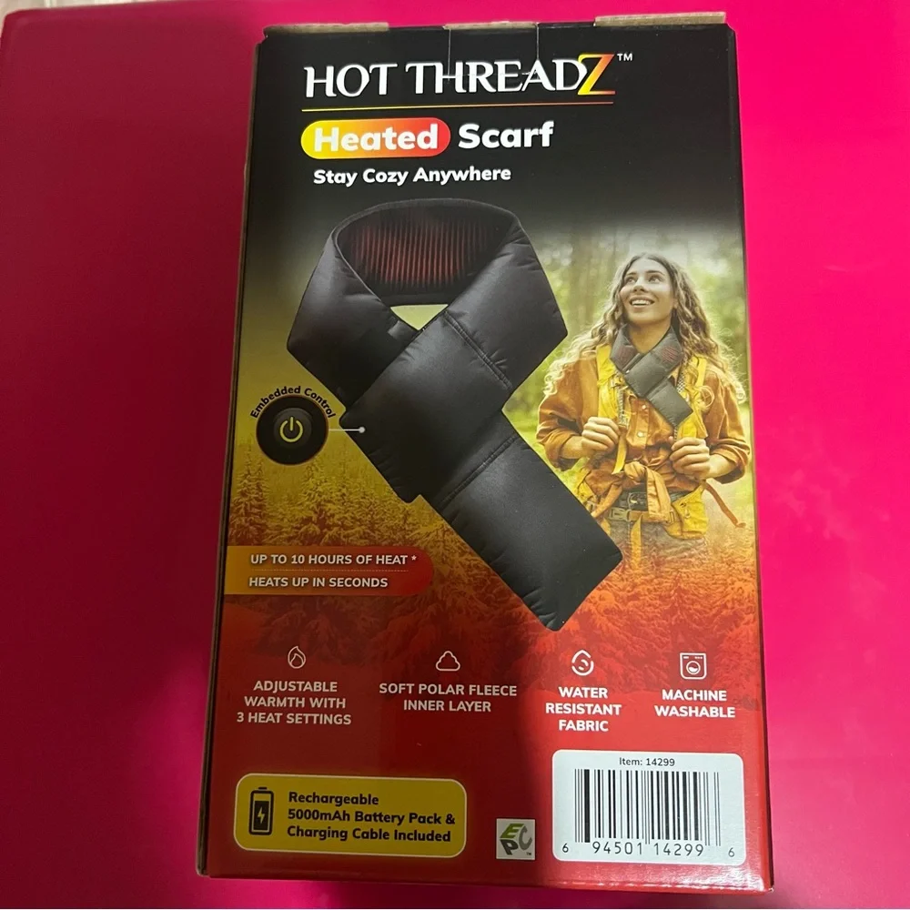 Hot Treadz Black Heated Scarf NIB